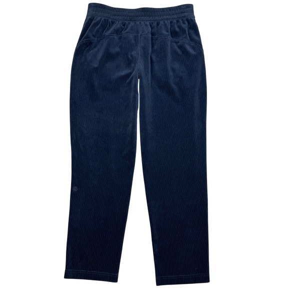 Lululemon Scuba 7/8 Length Velvet Cord Pant Women Size 6 True Navy Athleisure - Picture 3 of 10
